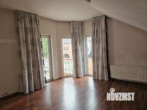 Коттедж 180м², 2-этажный, на длительный срок, 