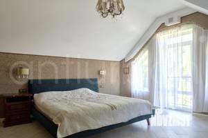 Коттедж 220м², 2-этажный, на длительный срок, 