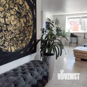 Таунхаус 150м², 3-этажный, на длительный срок, 