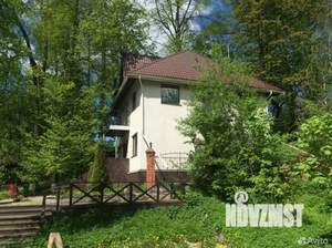 Дом 280м&sup2;, 3-этажный, посуточно, 