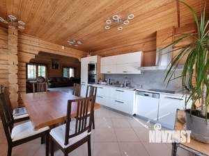 Дом 180м², 2-этажный, на длительный срок, 