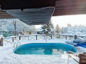 Дом 217м&sup2;, 2-этажный, посуточно, 