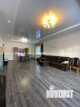 Коттедж 250м², 2-этажный, на длительный срок, 