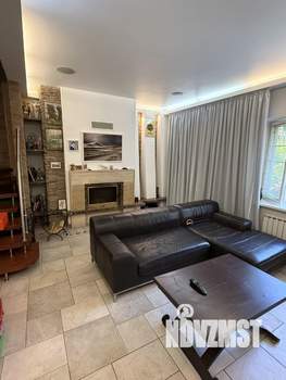 Таунхаус 140м², 3-этажный, на длительный срок, 