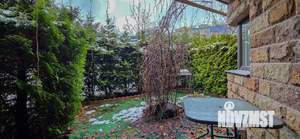 Таунхаус 246м&sup2;, 4-этажный, на длительный срок, 