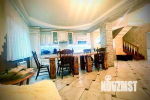 Дом 241м², 2-этажный, посуточно, 