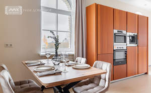 Дом 284м², 3-этажный, на длительный срок, 