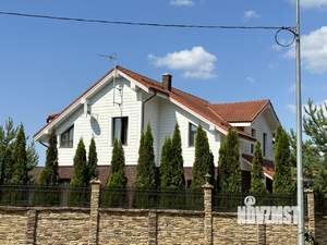 Коттедж 268м&sup2;, 2-этажный, на длительный срок, 