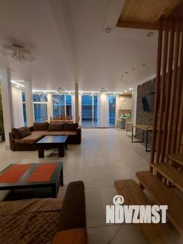 Дом 210м&sup2;, 2-этажный, посуточно, 