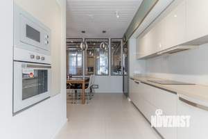 Таунхаус 230м², 3-этажный, на длительный срок, 