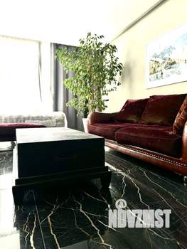 Дом 220м², 2-этажный, на длительный срок, 