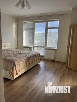 Таунхаус 160м², 3-этажный, на длительный срок, 