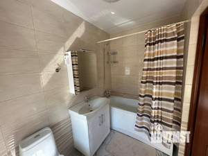 Коттедж 150м&sup2;, 2-этажный, на длительный срок, 