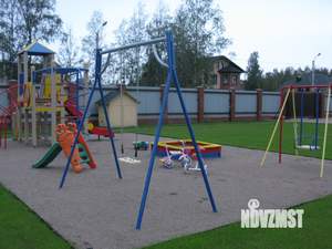 Коттедж 200м&sup2;, 3-этажный, на длительный срок, 