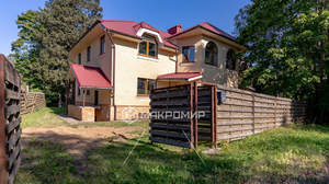 Дом 703м², 3-этажный, на длительный срок, 