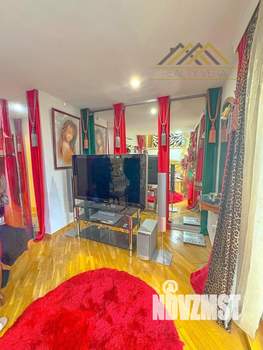 Дом 500м&sup2;, 2-этажный, на длительный срок, 