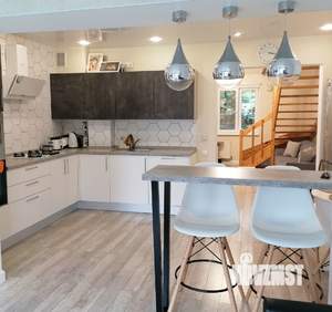 Дом 102м², 2-этажный, на длительный срок, 