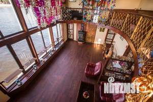 Дом 300м², 2-этажный, посуточно, 