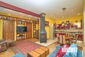 Дом 140м², 2-этажный, на длительный срок, 