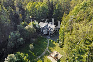 Дом 350м², 2-этажный, на длительный срок, 