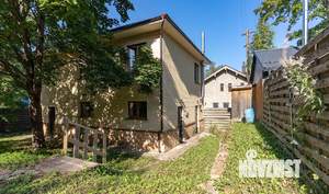 Дом 703м², 3-этажный, на длительный срок, 