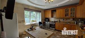 Дом 250м², 3-этажный, на длительный срок, 