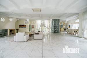 Дом 561м², 3-этажный, на длительный срок, 