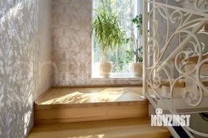 Коттедж 220м², 2-этажный, на длительный срок, 