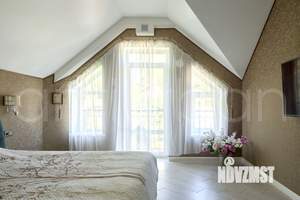 Коттедж 220м², 2-этажный, на длительный срок, 