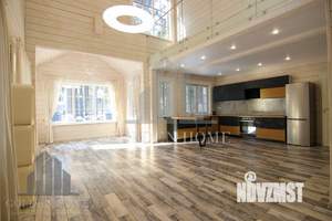 Дом 270м², 2-этажный, на длительный срок, 