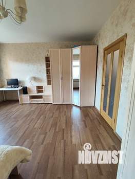 Таунхаус 140м², 4-этажный, на длительный срок, 