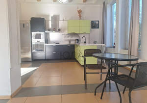 Дом 120м&sup2;, 2-этажный, на длительный срок, 