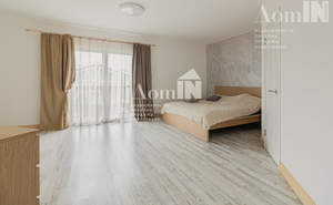 Дом 250м², 2-этажный, на длительный срок, 