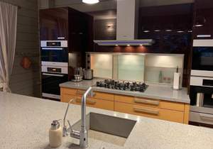 Дом 350м², 2-этажный, на длительный срок, 