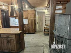 Дом 137м², 3-этажный, на длительный срок, 