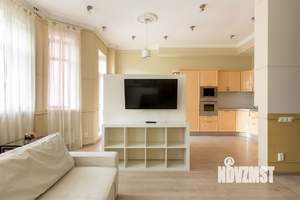 Дом 150м², 2-этажный, на длительный срок, 