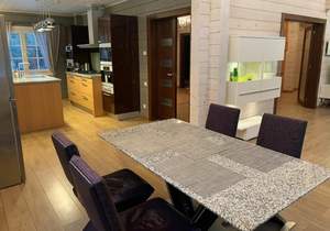 Дом 350м², 2-этажный, на длительный срок, 