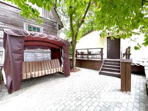 Дом 90м&sup2;, 2-этажный, посуточно, 