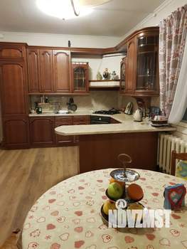 Дом 237м², 3-этажный, на длительный срок, 