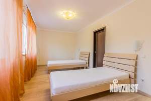 Таунхаус 135м², 3-этажный, на длительный срок, 