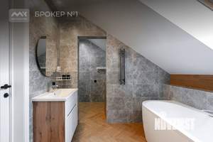 Дом 132м², 2-этажный, на длительный срок, 