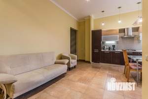 Таунхаус 135м², 3-этажный, на длительный срок, 