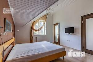 Таунхаус 155м², 3-этажный, на длительный срок, 