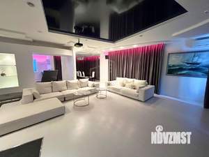 Дом 568м&sup2;, 3-этажный, на длительный срок, 