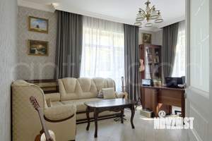 Коттедж 220м², 2-этажный, на длительный срок, 