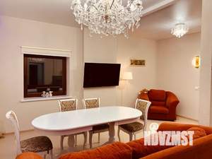 Дом 166м&sup2;, 2-этажный, посуточно, 