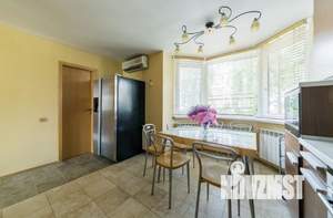 Таунхаус 200м², 4-этажный, на длительный срок, 