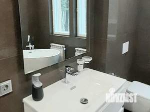 Коттедж 245м², 2-этажный, на длительный срок, 