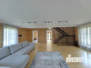 Коттедж 320м², 2-этажный, на длительный срок, 