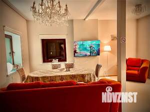 Дом 166м&sup2;, 2-этажный, посуточно, 